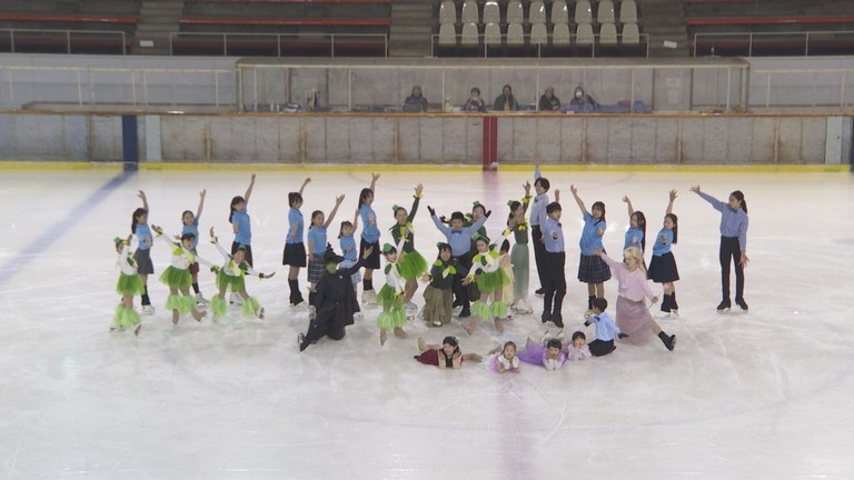 アイスホッケーの全道小学生選手権大会と全国中学校大会